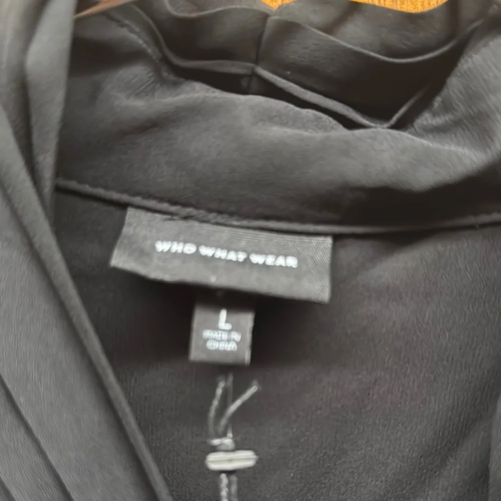 NWT Black Long Sleeve Blouse with Scarf Tie - Picture 4 of 10